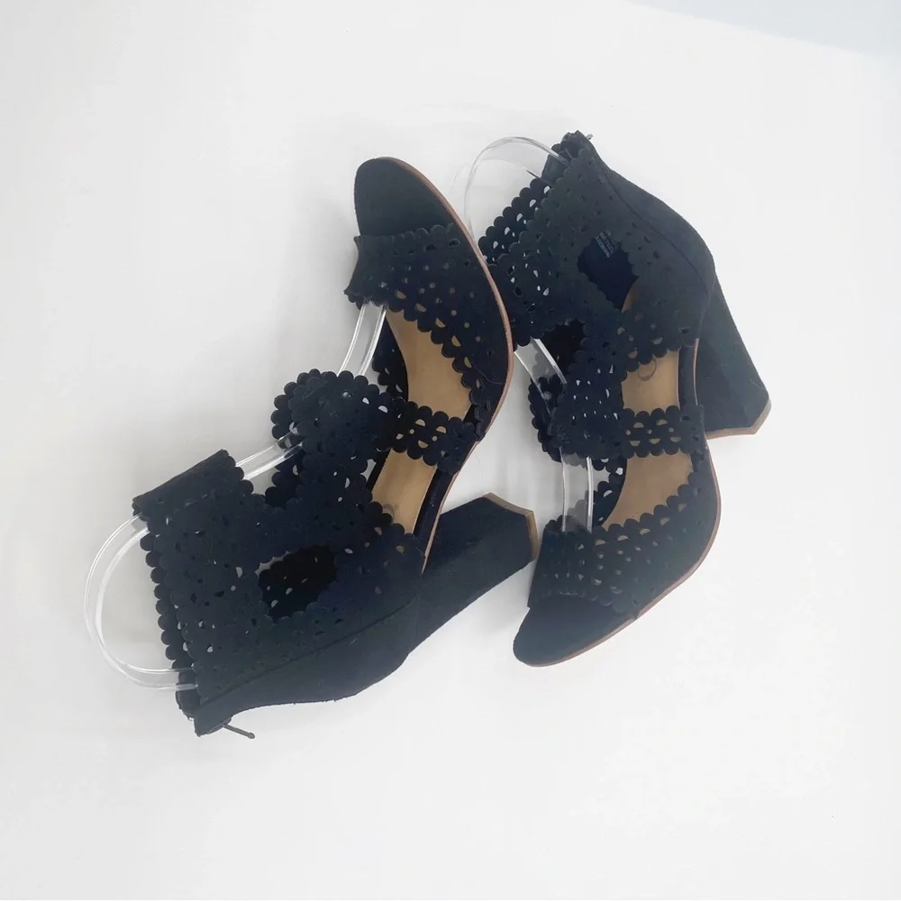 XOXO Elegant Black Women's Sandals Stylish Fancy Elegant Sophistication Size 6 - Picture 5 of 10